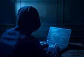 Empresa brasileira lança plataforma de inteligência cibernética com IA agêntica
