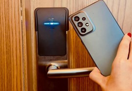 Hotel lidera inovação no Ceará com app exclusivo e chave digital